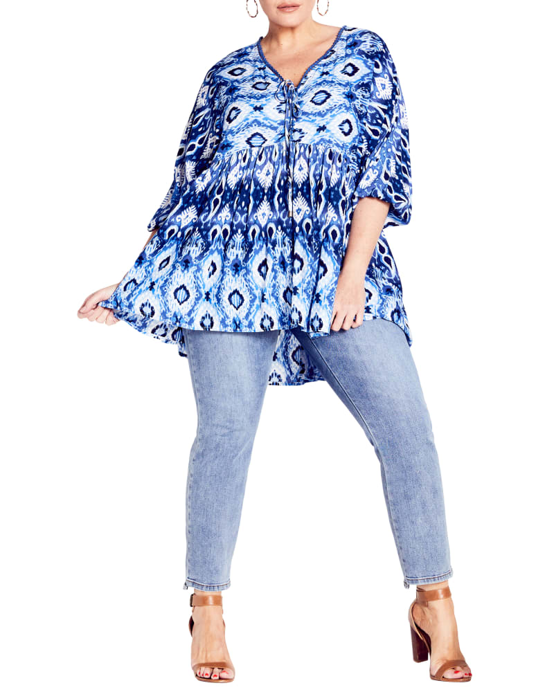 Front of a model wearing a size 16 Elouise Top in Navy Border by avenue. | dia_product_style_image_id:297791